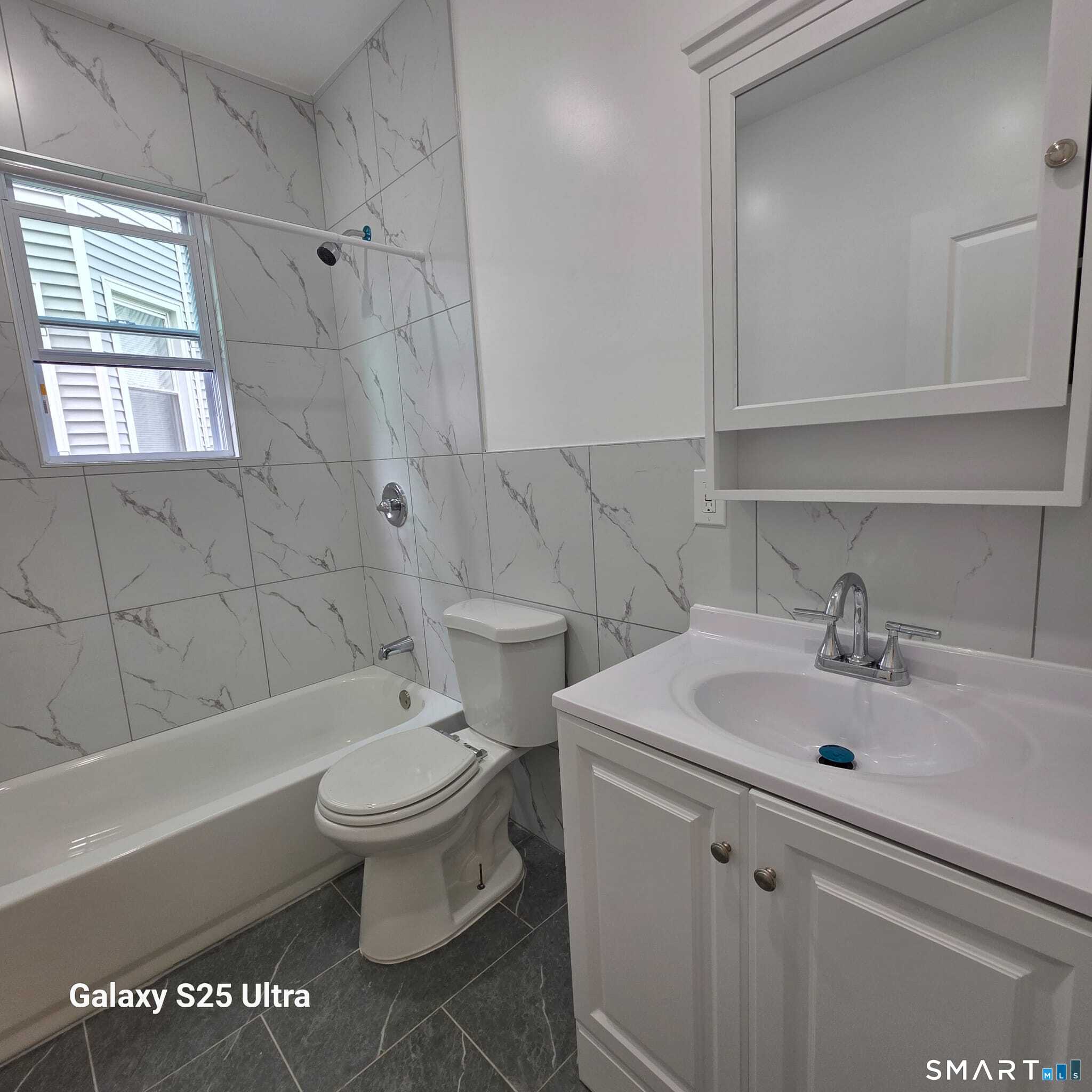 82 Bunker Hill Avenue Waterbury CT 06708