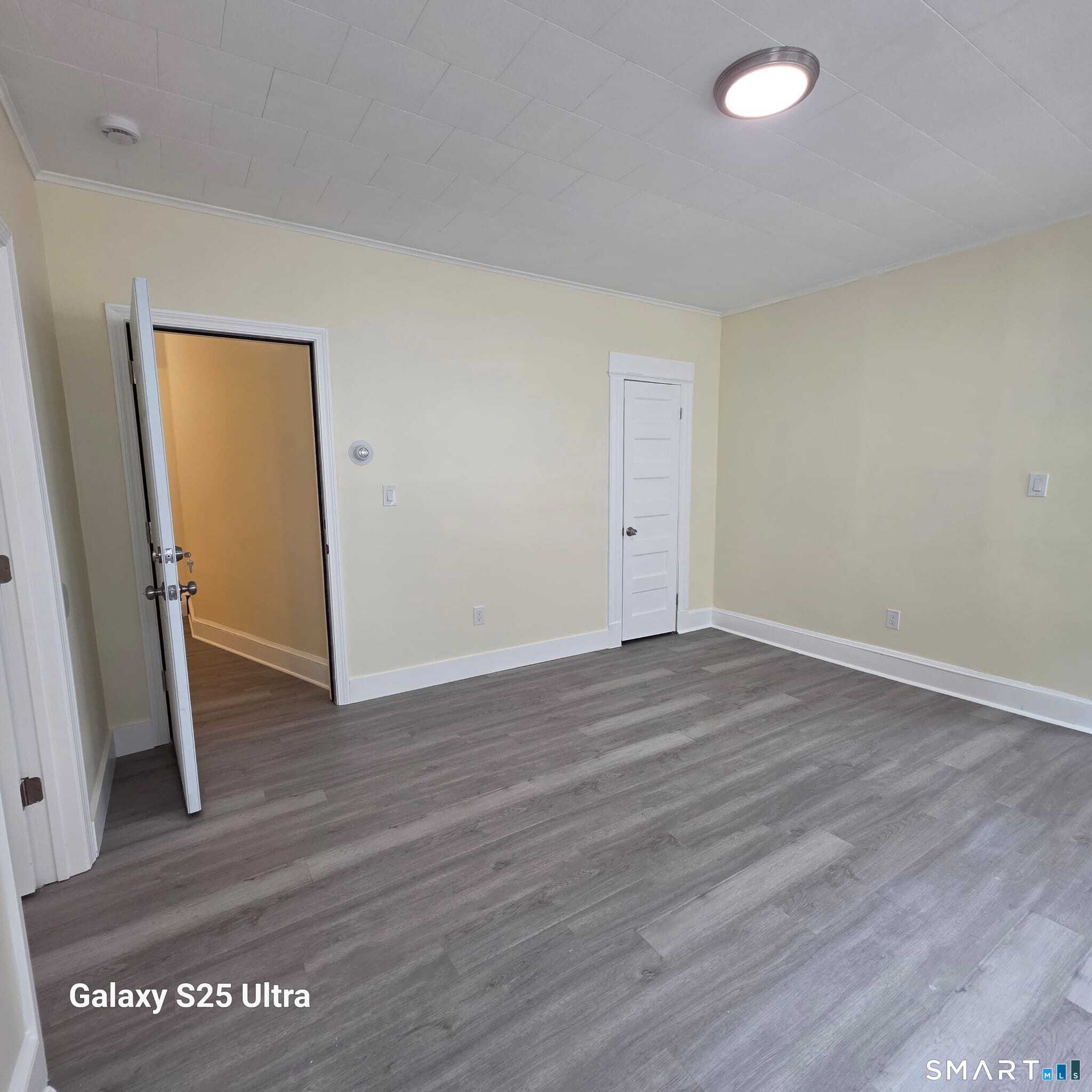 82 Bunker Hill Avenue Waterbury CT 06708