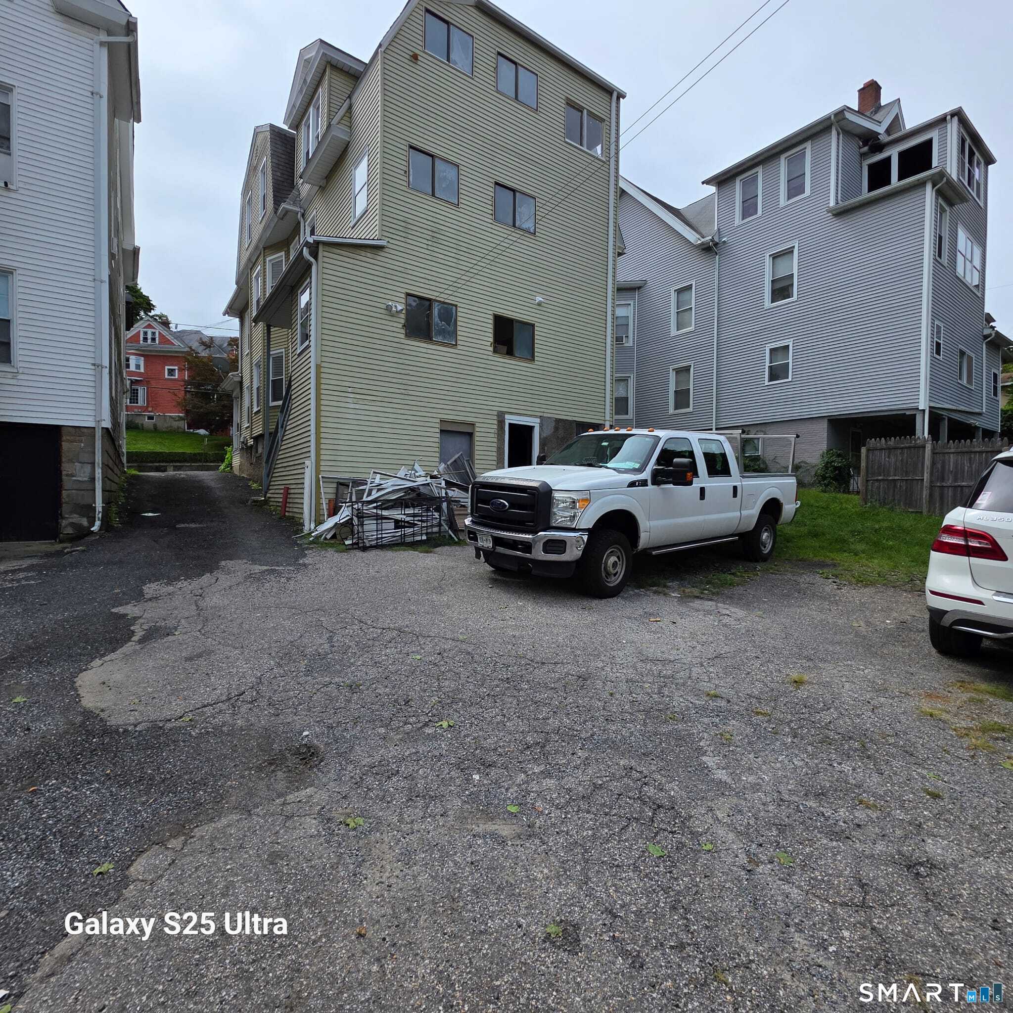 82 Bunker Hill Avenue Waterbury CT 06708