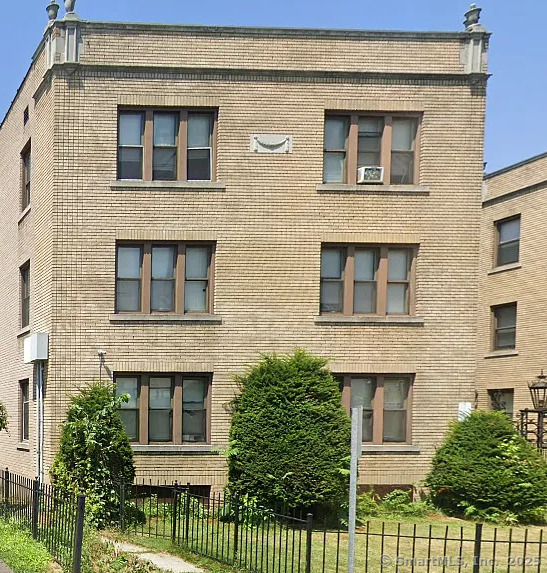 35 Sumner Street Hartford CT 06105
