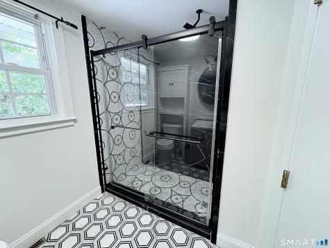43 Meadowbrook Road Danbury CT 06811