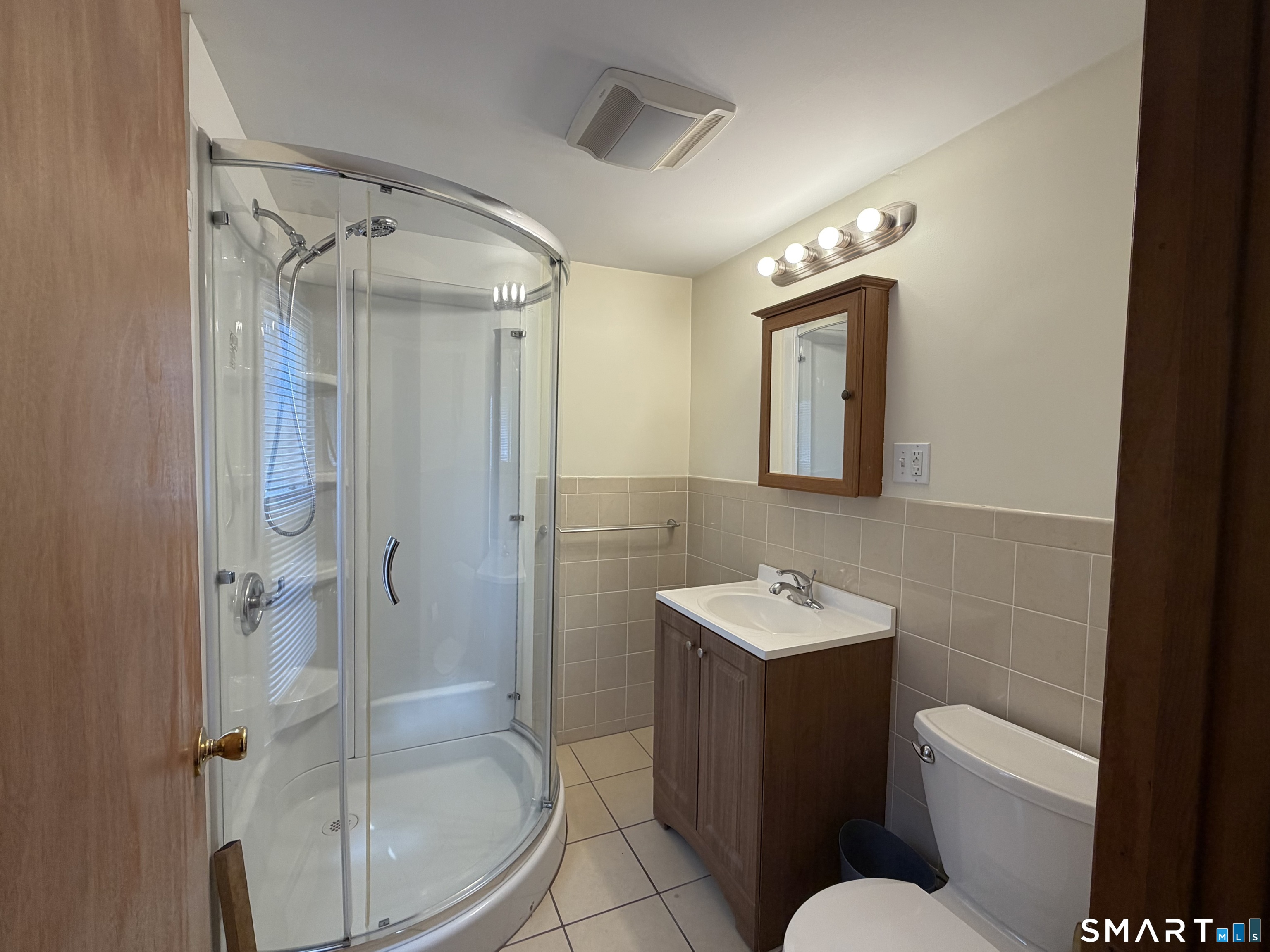 376 Reef Road Fairfield CT 06824