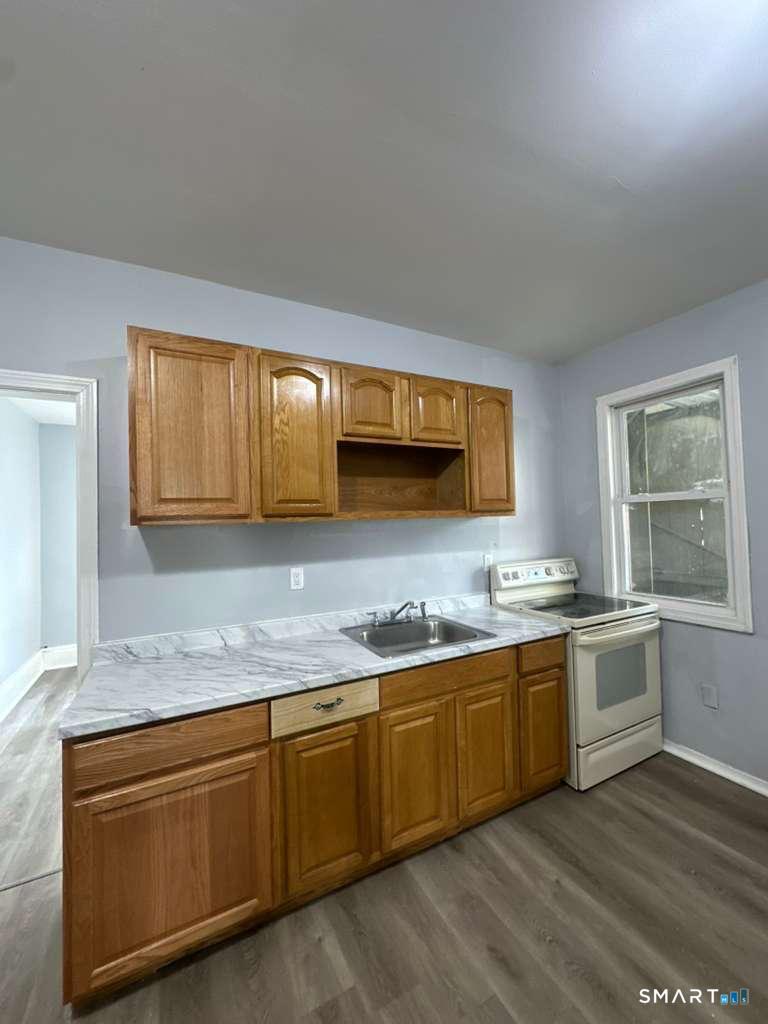 157 Lounsbury Street Waterbury CT 06706