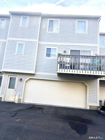 111 Mallane Lane Naugatuck CT 06770