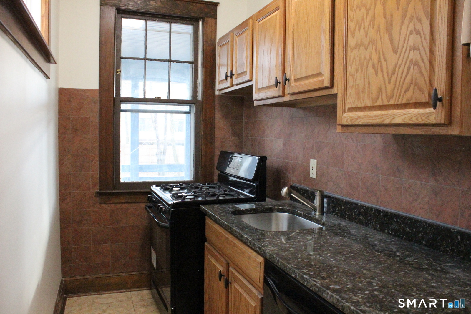 16 Woodland Street New Haven CT 06511