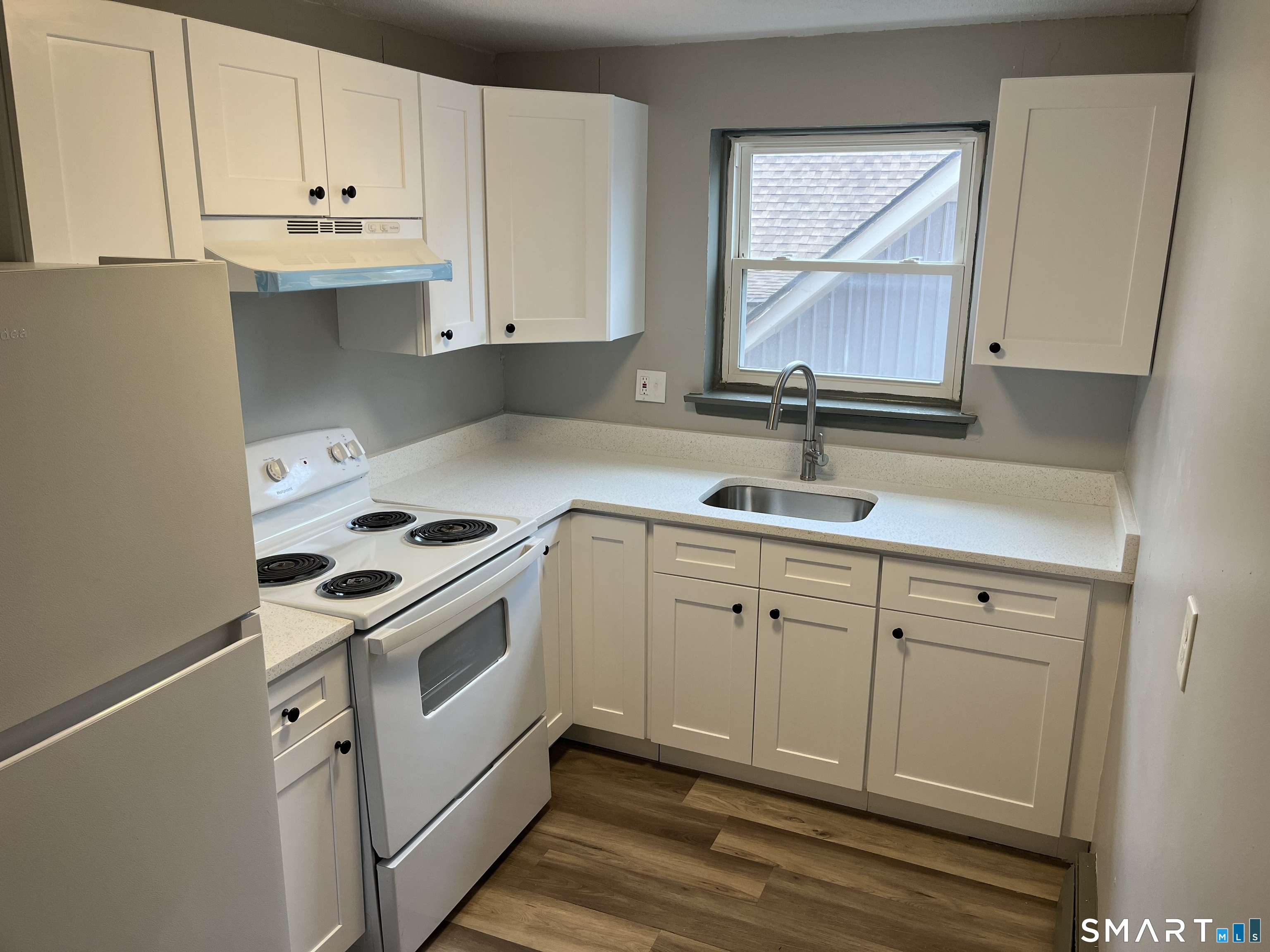 32 Cook Avenue Meriden CT 06451