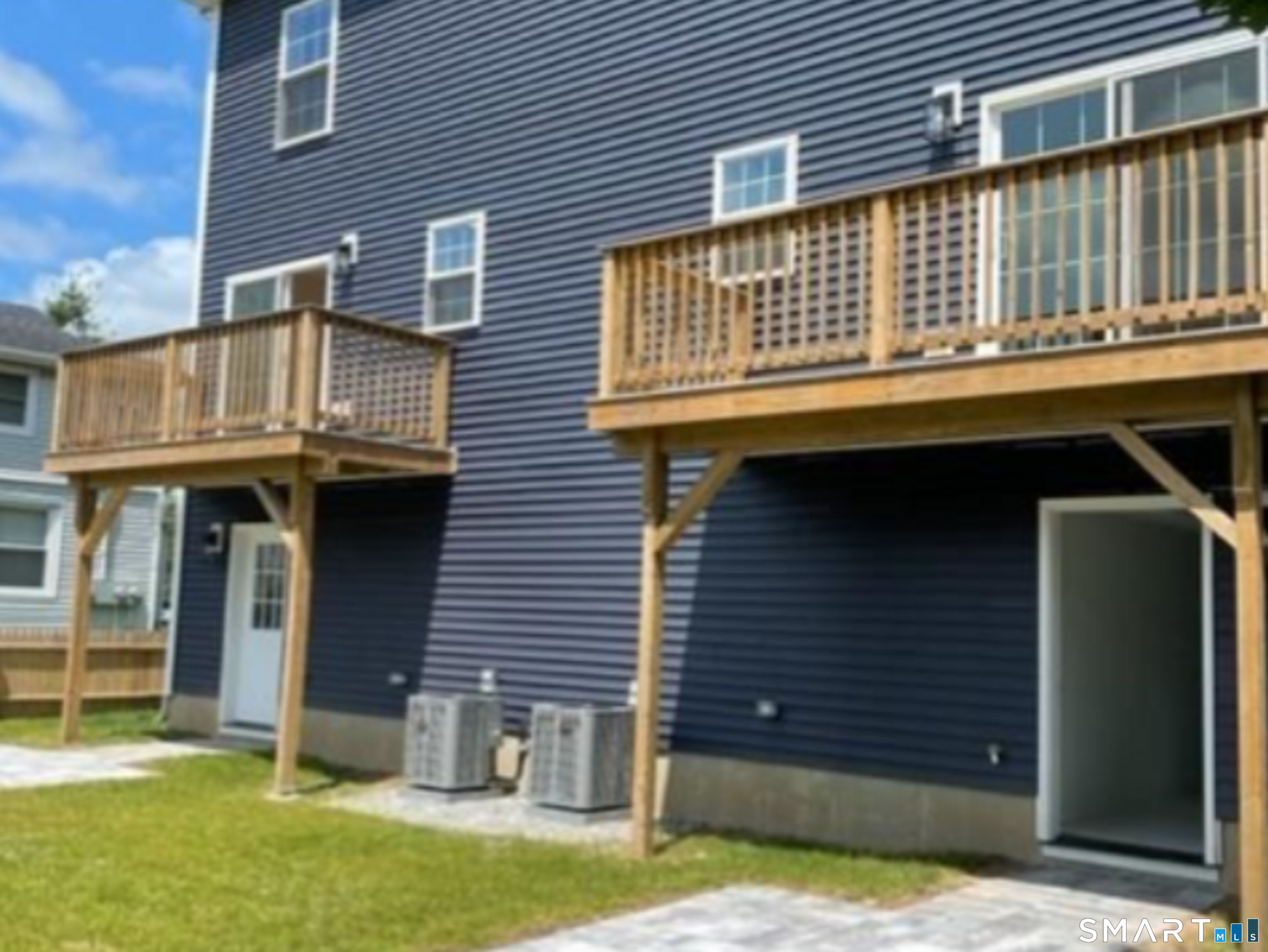 1686 Litchfield Turnpike Woodbridge CT 06525