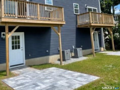 1686 Litchfield Turnpike Woodbridge CT 06525
