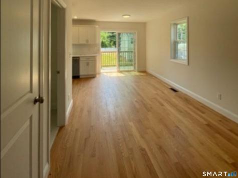 1686 Litchfield Turnpike Woodbridge CT 06525