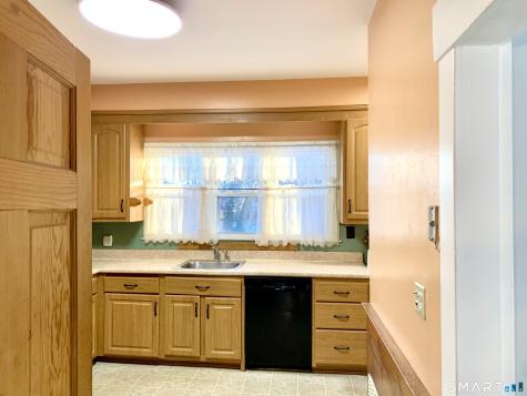 52 Goffe Terrace New Haven CT 06511