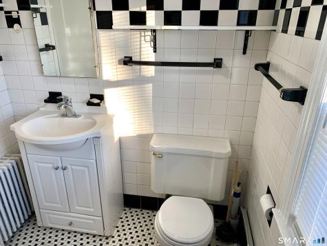 52 Goffe Terrace New Haven CT 06511