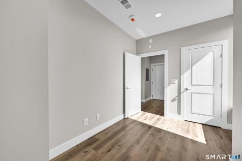 1 West Main Street Meriden CT 06451