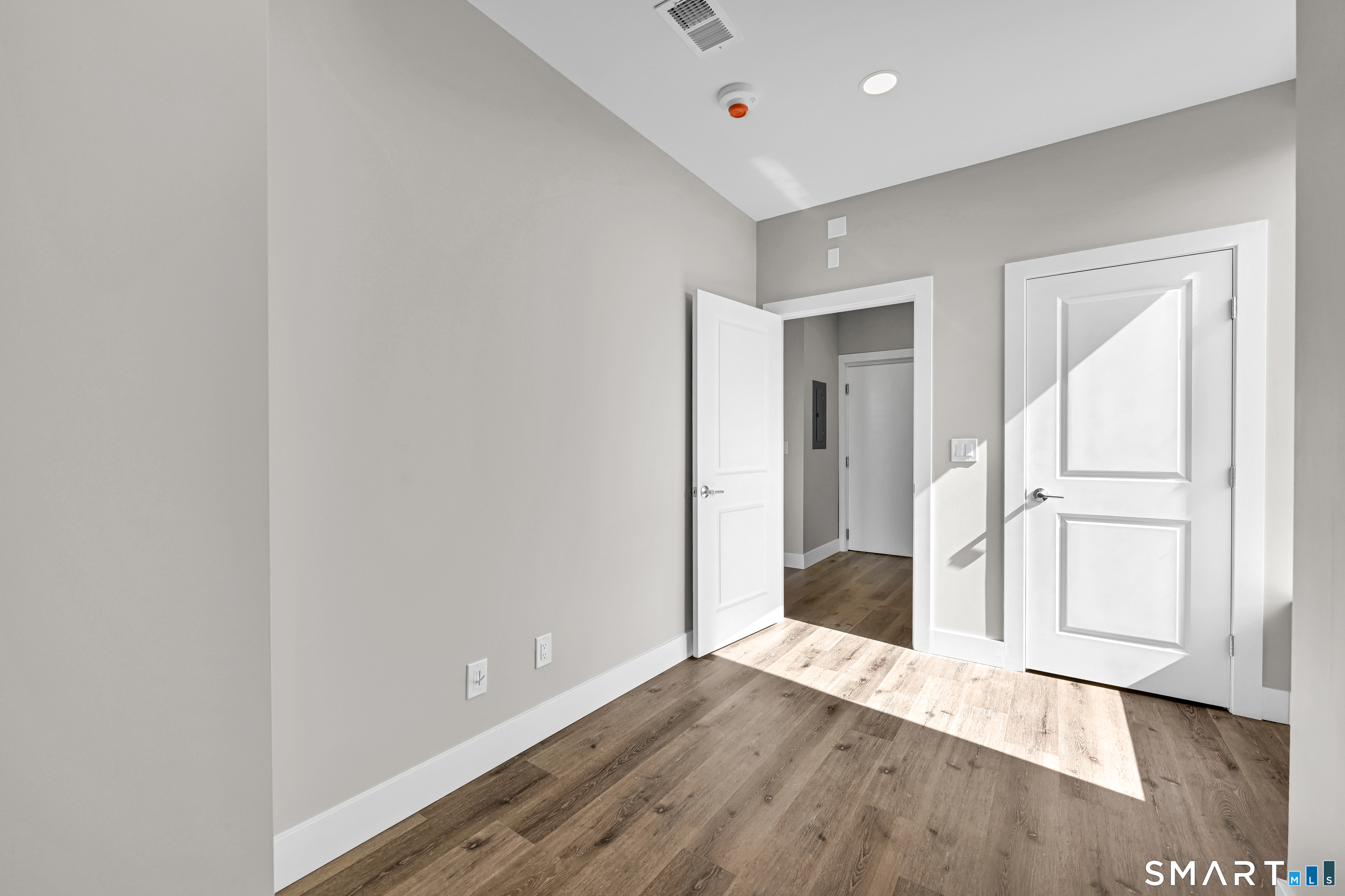 1 West Main Street Meriden CT 06451