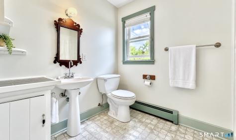 71 Hillside Avenue Milford CT 06460