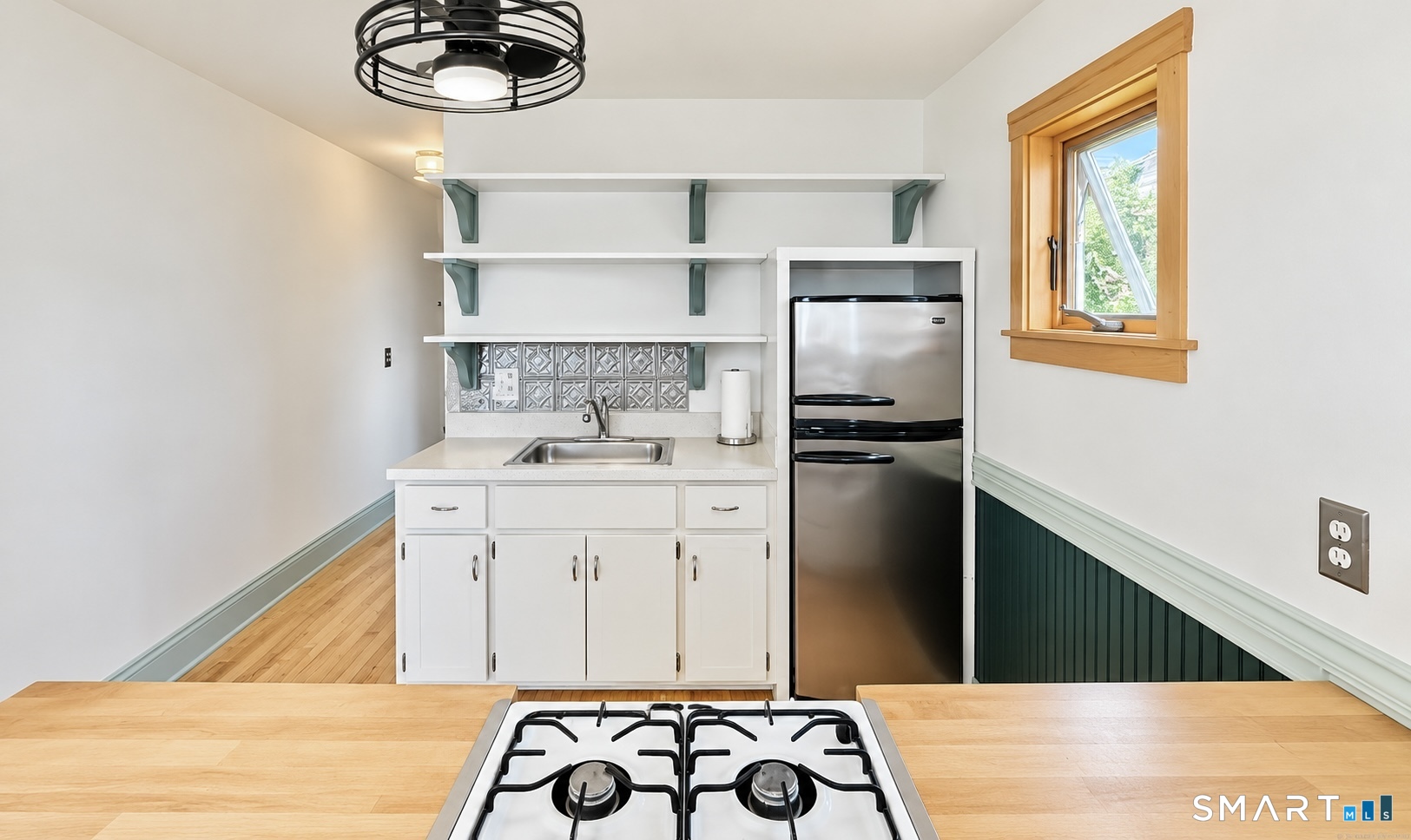 71 Hillside Avenue Milford CT 06460
