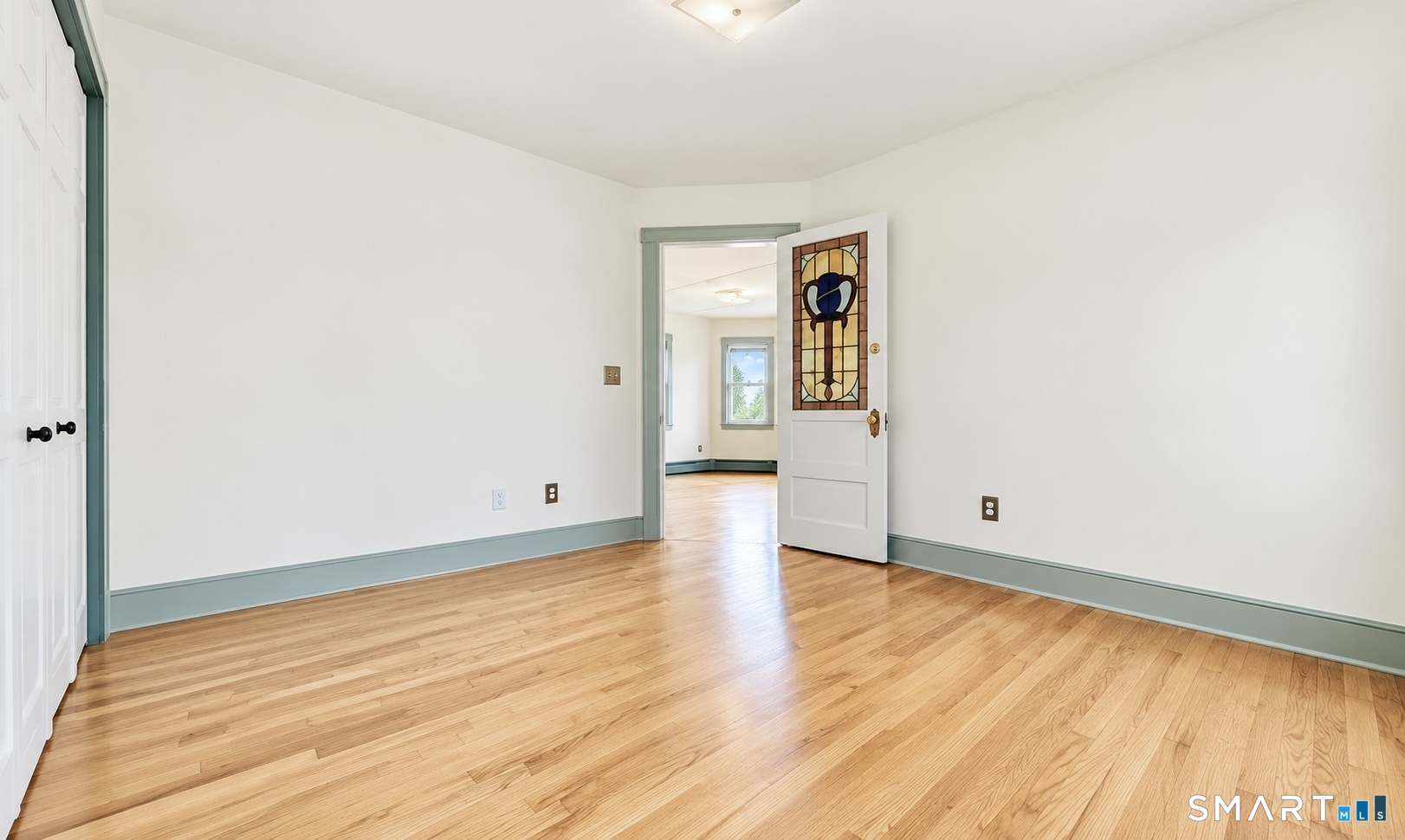 71 Hillside Avenue Milford CT 06460