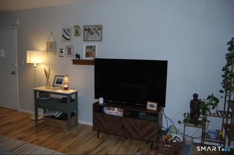 67 East Broadway Milford CT 06460
