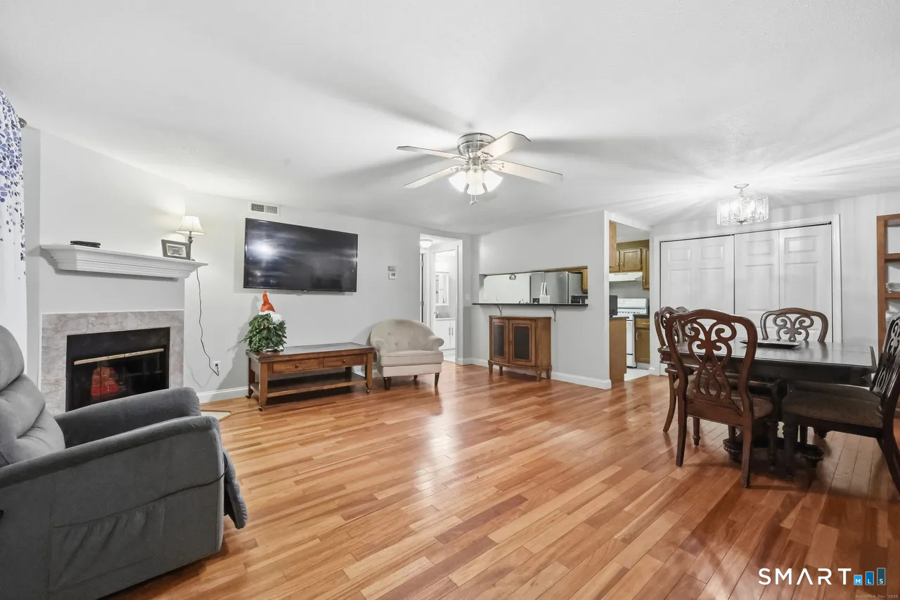 46 Little Oak Lane Rocky Hill CT 06067