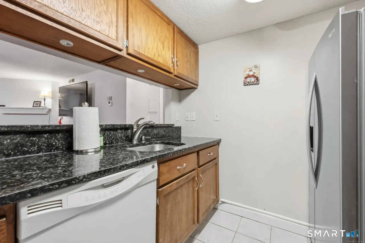 46 Little Oak Lane Rocky Hill CT 06067