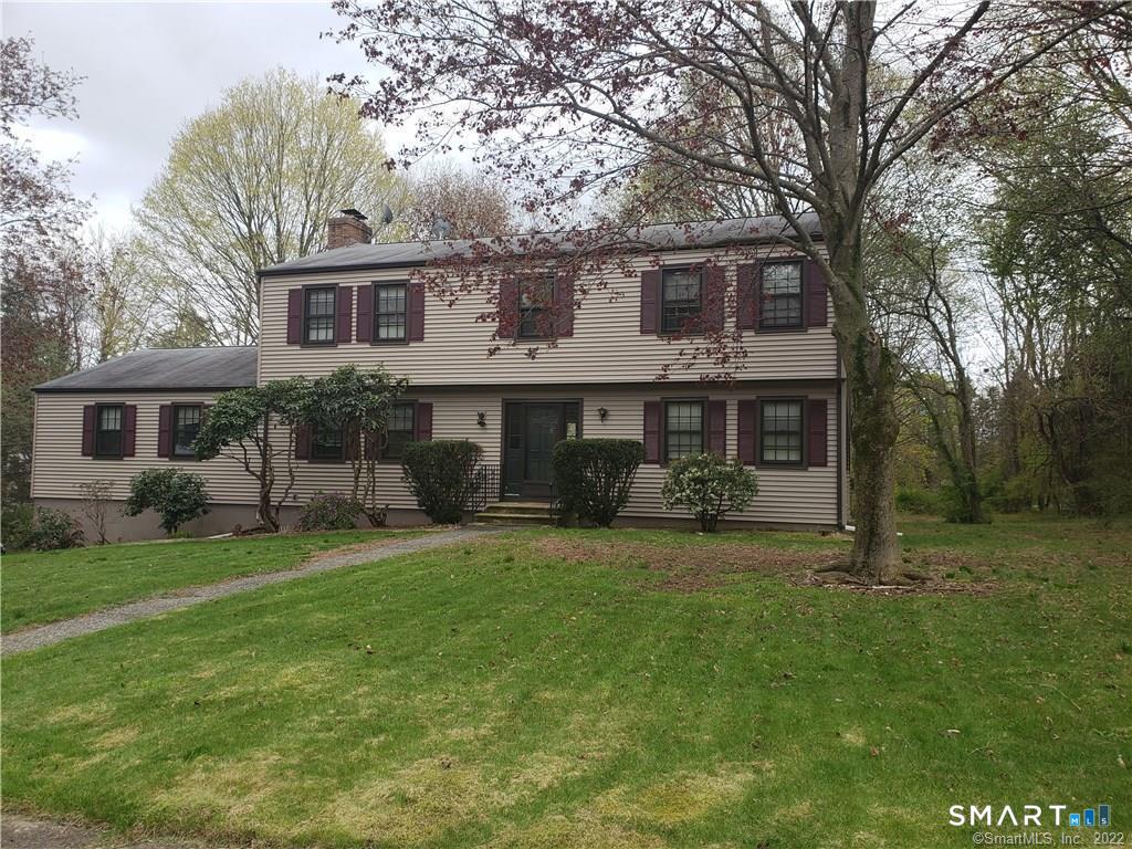 8 Squire Lane Shelton CT 06484