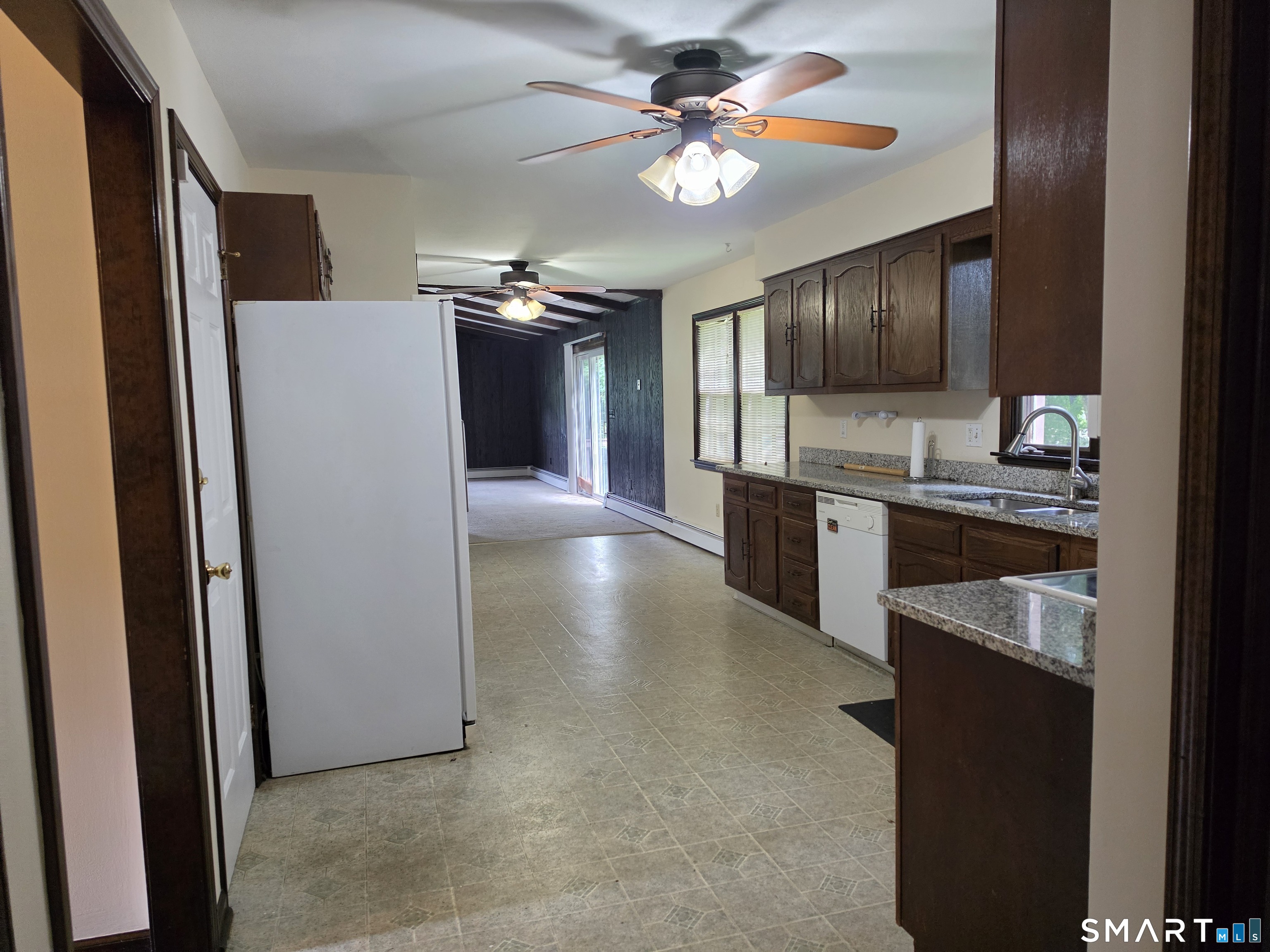 8 Squire Lane Shelton CT 06484