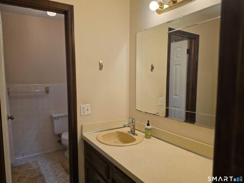 8 Squire Lane Shelton CT 06484