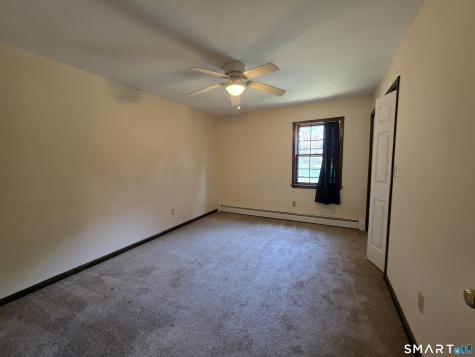 8 Squire Lane Shelton CT 06484