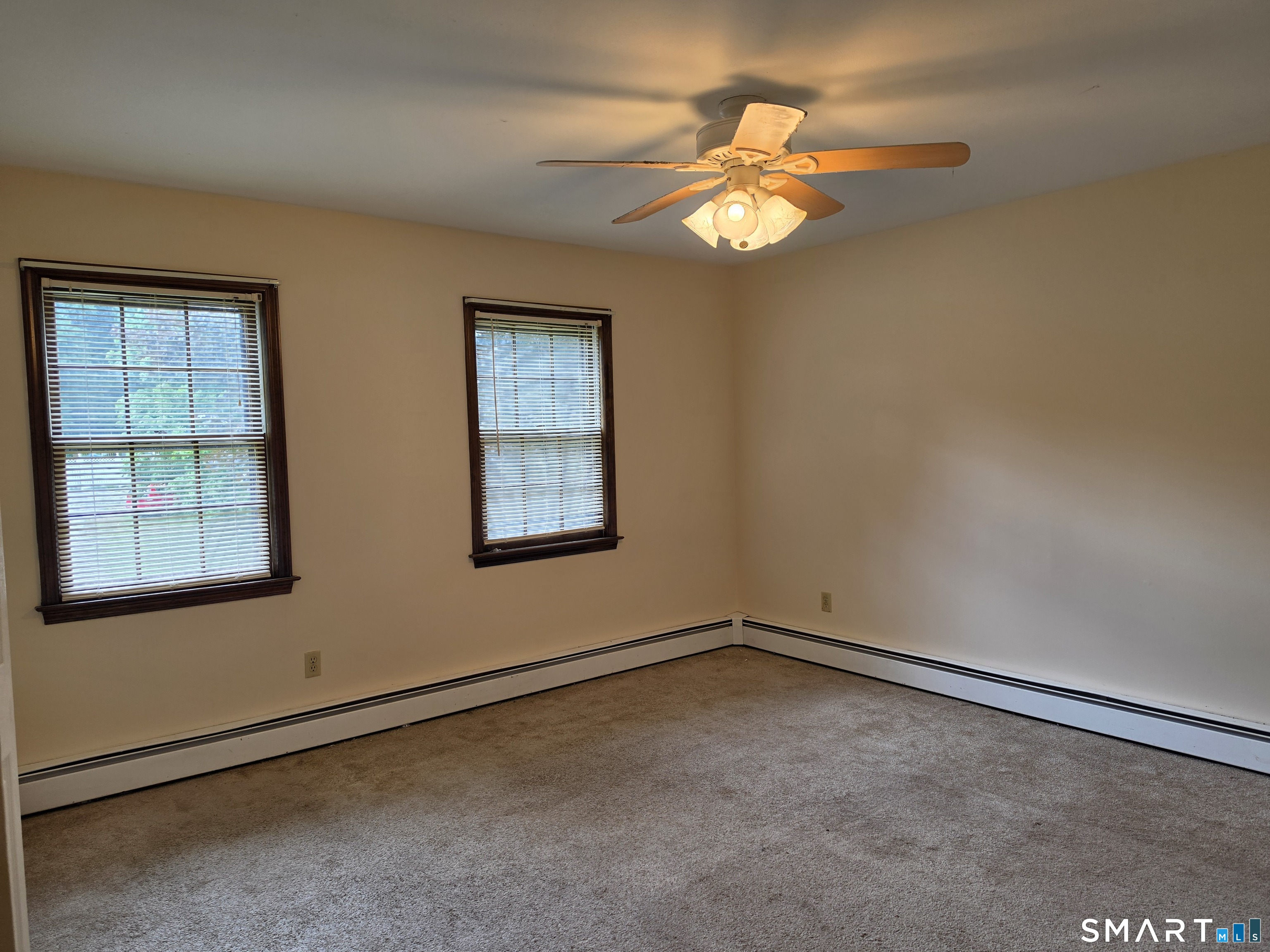 8 Squire Lane Shelton CT 06484