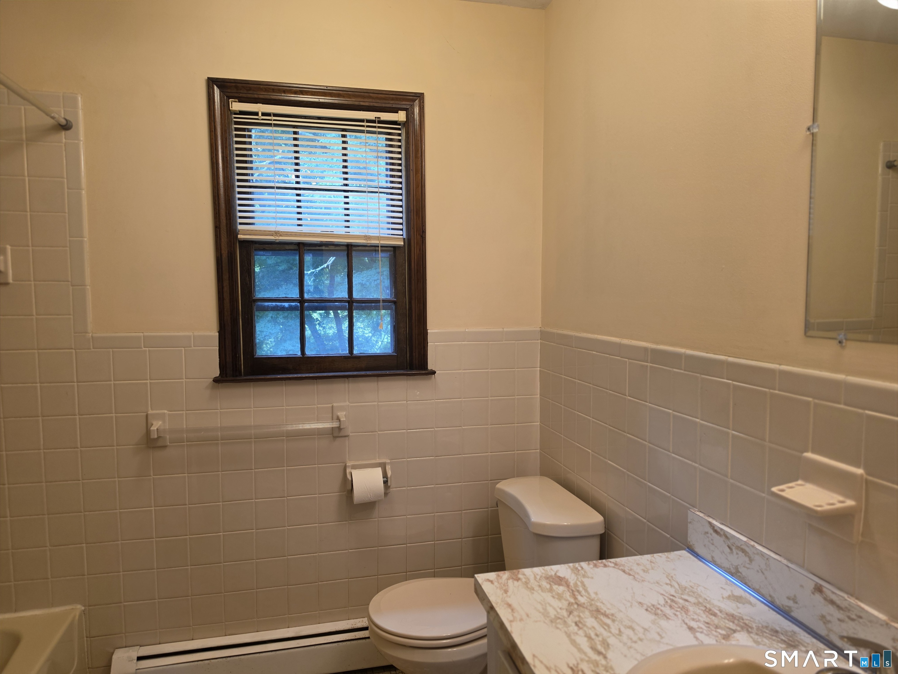 8 Squire Lane Shelton CT 06484