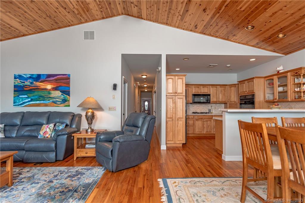 246 North Shore Road Killingly CT 06241