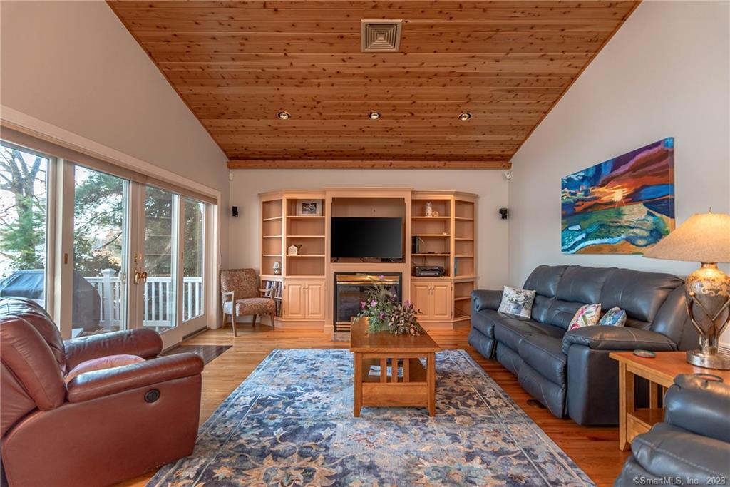 246 North Shore Road Killingly CT 06241