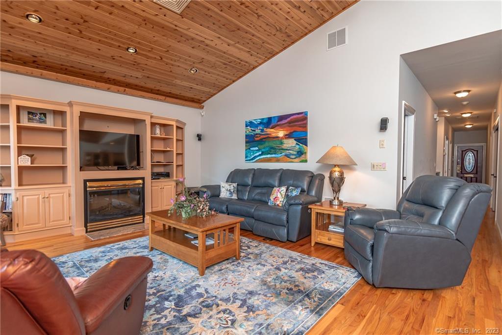 246 North Shore Road Killingly CT 06241