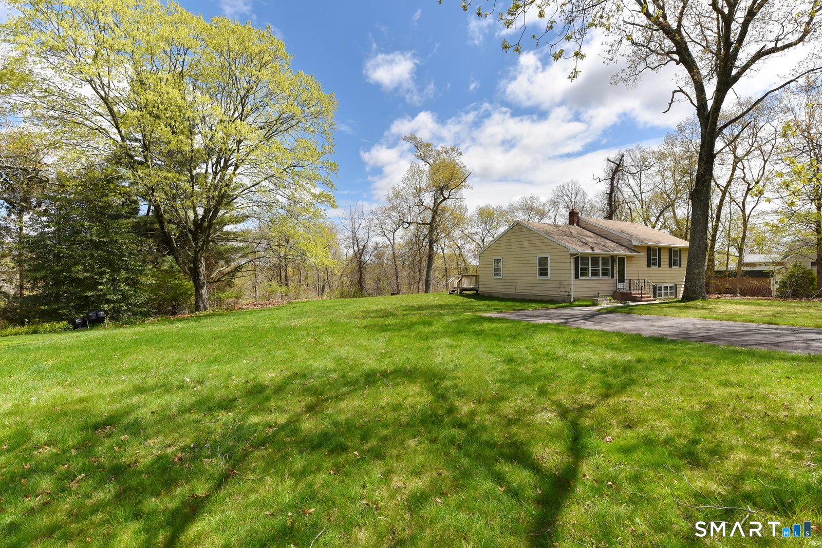 18 Old Young Street East Hampton CT 06424