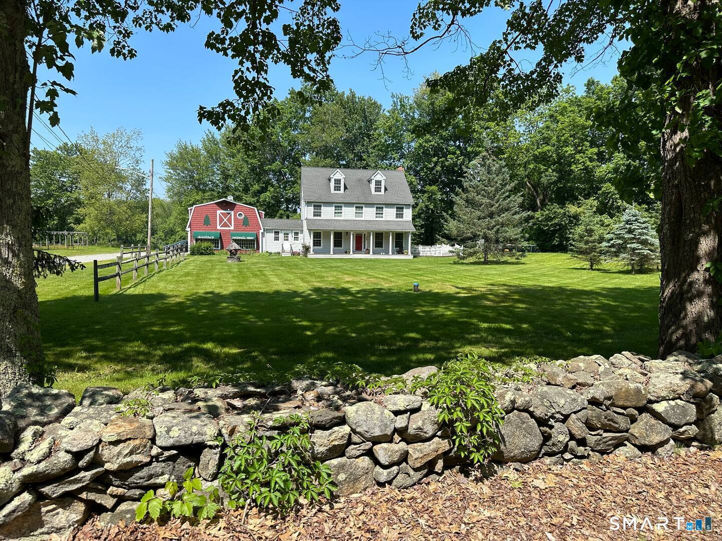 128 Center Road Easton CT 06612