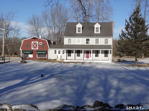 128 Center Road Easton CT 06612