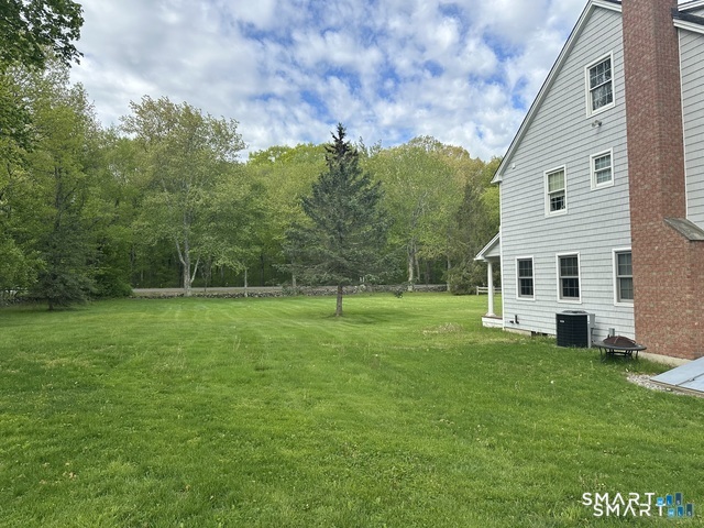 128 Center Road Easton CT 06612