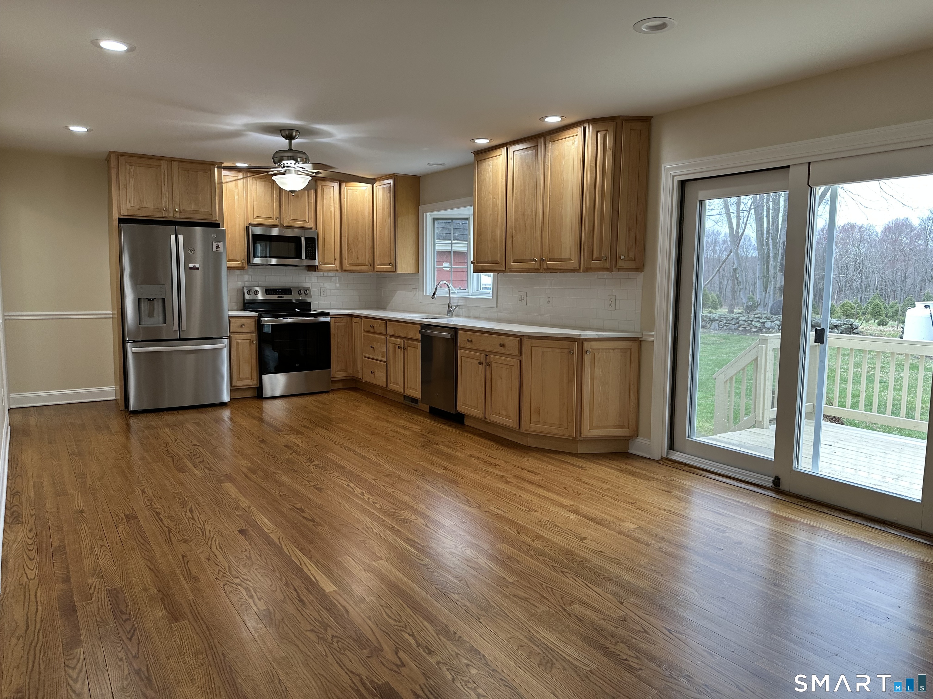 128 Center Road Easton CT 06612