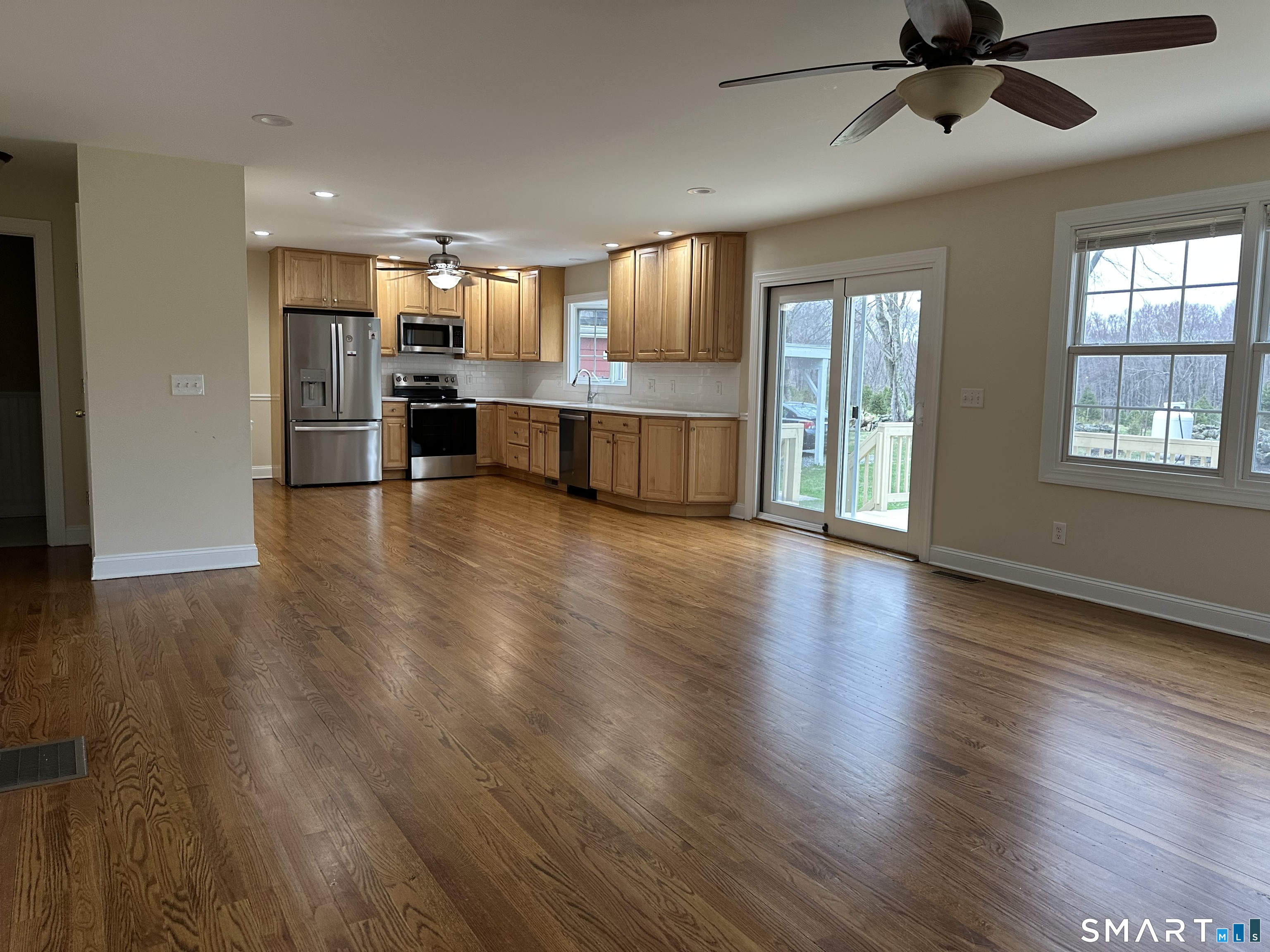 128 Center Road Easton CT 06612