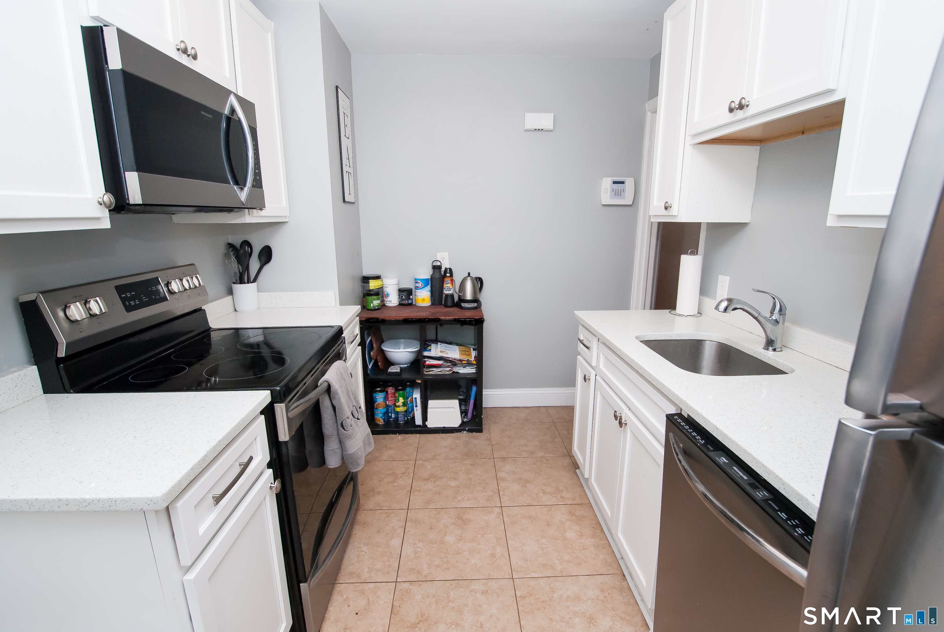 435 Ruth Street Bridgeport CT 06606