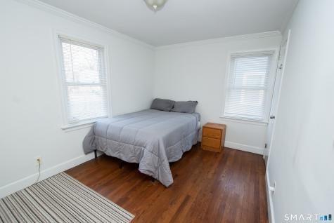 435 Ruth Street Bridgeport CT 06606