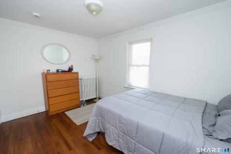 435 Ruth Street Bridgeport CT 06606