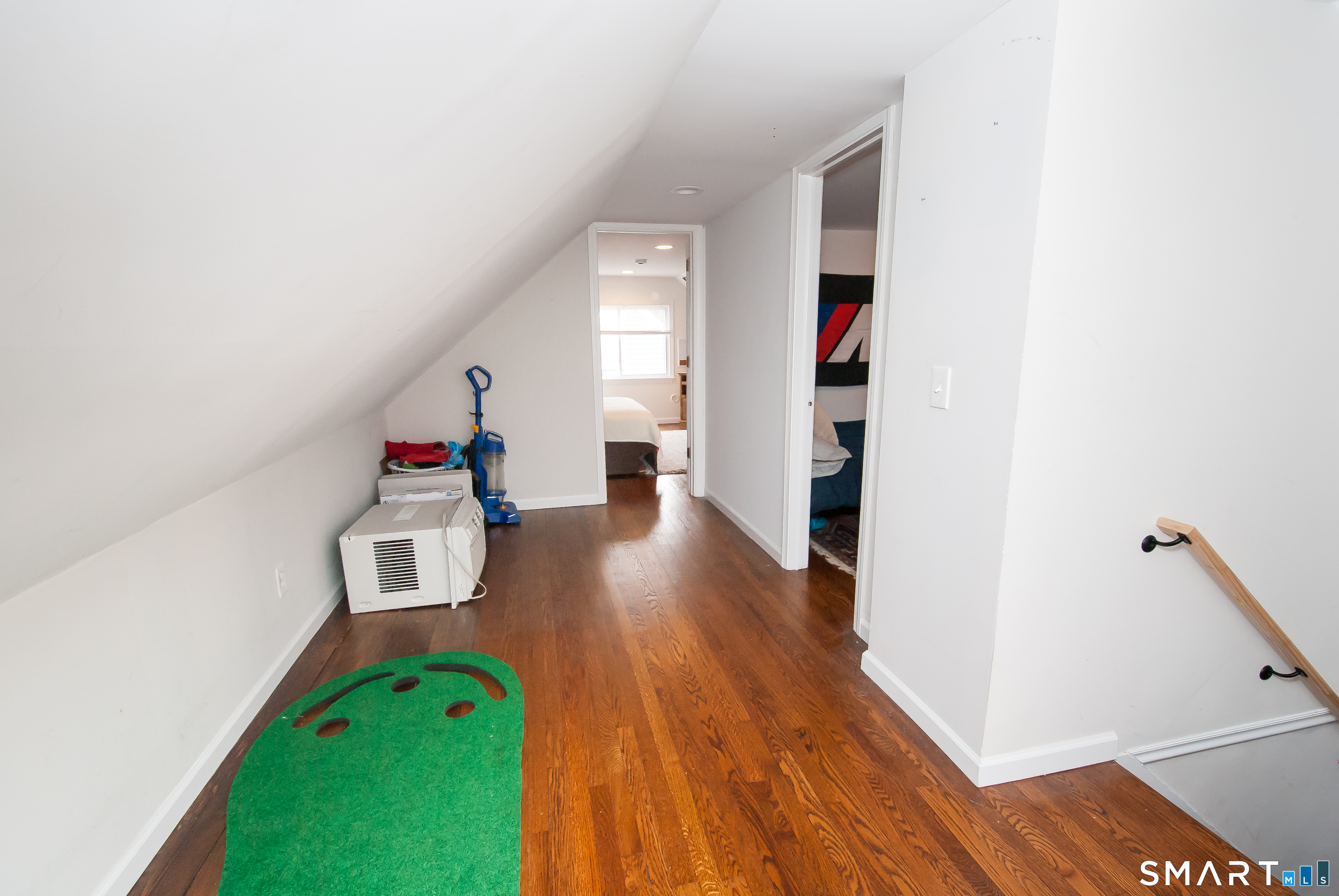 435 Ruth Street Bridgeport CT 06606