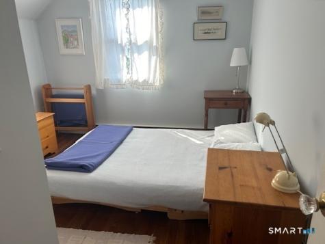 195 Linden Avenue Branford CT 06405