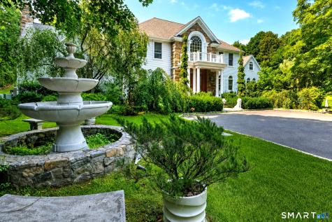 Trumbull CT 06611