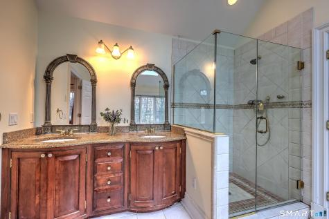Trumbull CT 06611