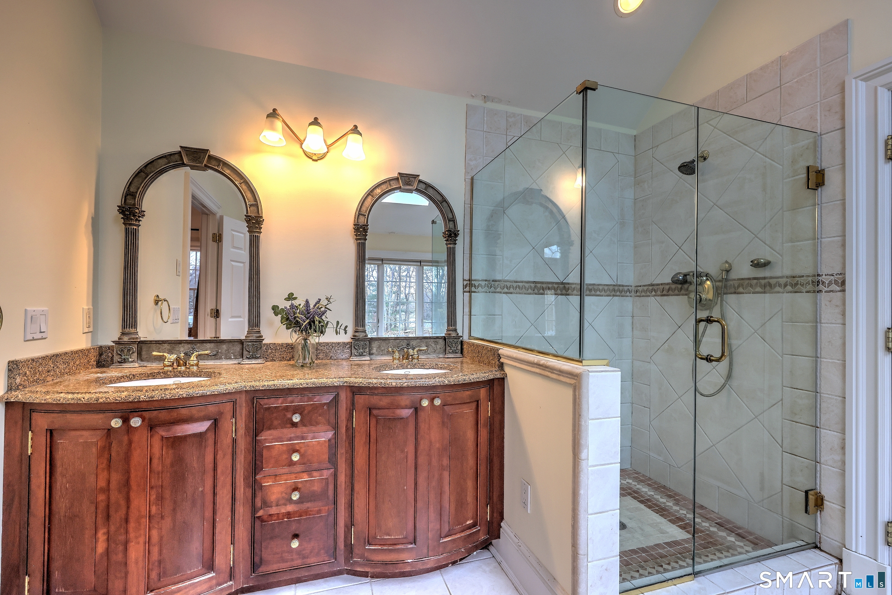Trumbull CT 06611