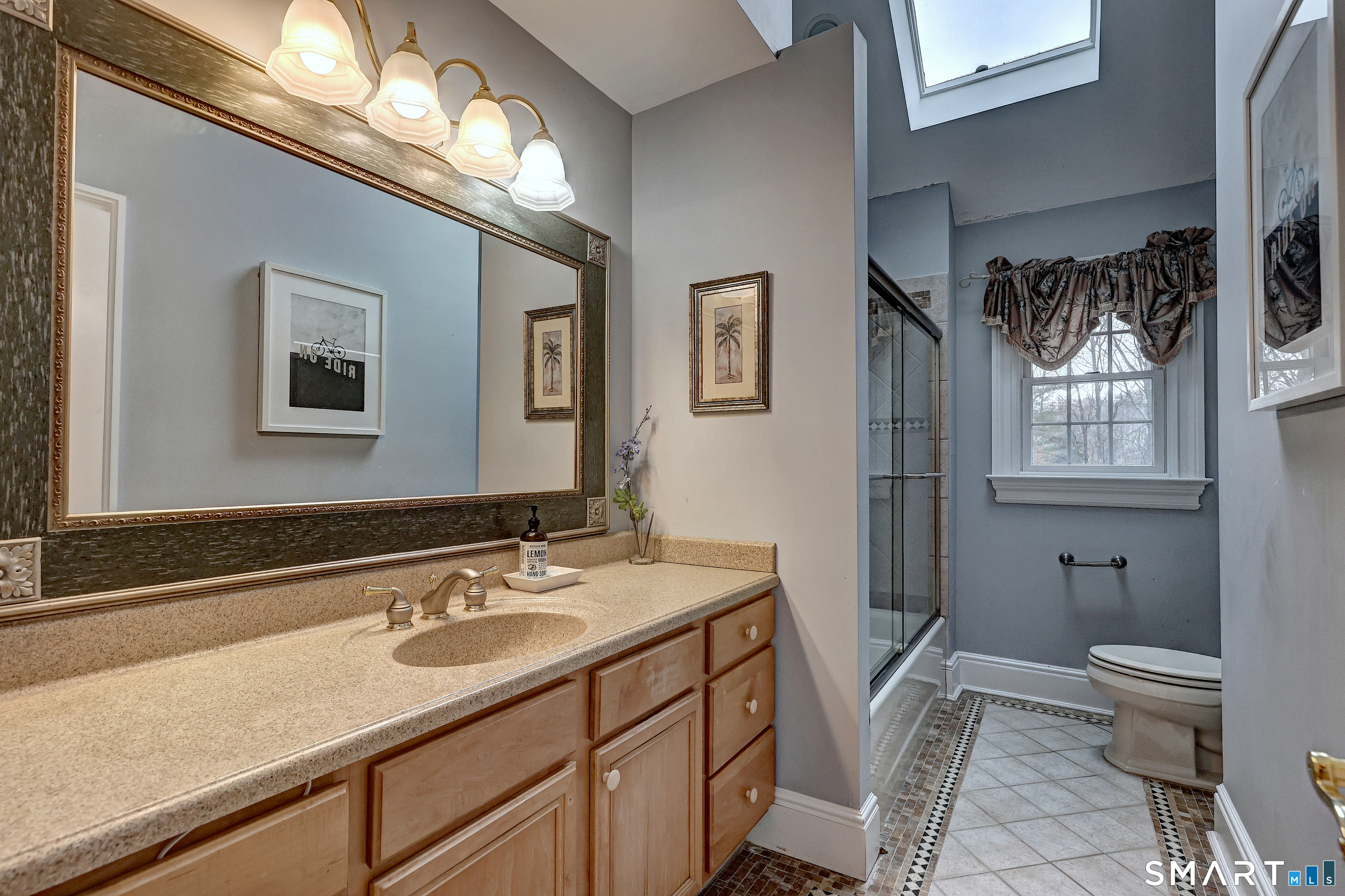 Trumbull CT 06611