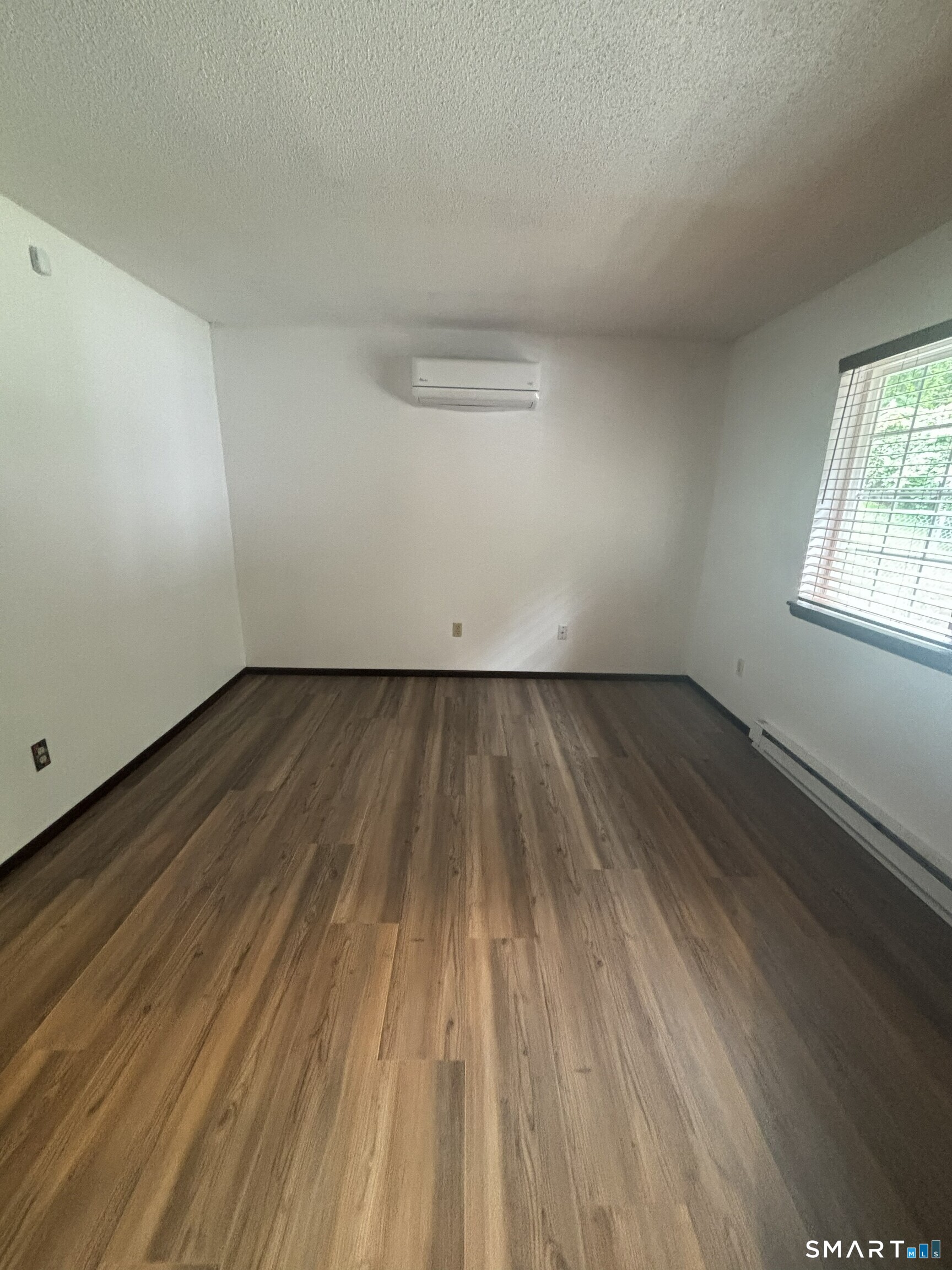 34 Garden Hill Circle Waterbury CT 06704
