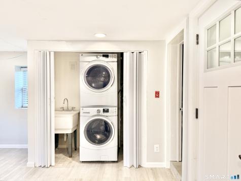36 Center Drive Greenwich CT 06870