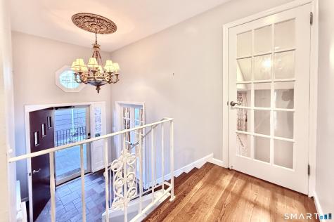 36 Center Drive Greenwich CT 06870